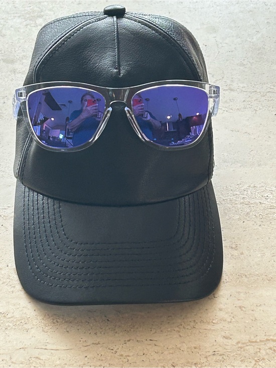 Oakley Frogskins Polished Clear w/Prism Violet lens main image 6